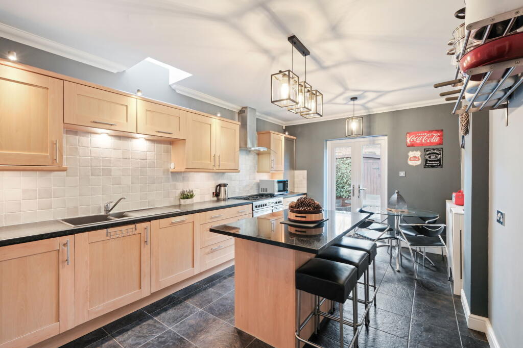 Additional image 3 of Wildmoor Lane, Catshill, Bromsgrove, B61 0NT