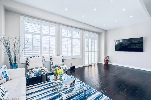 Additional image 12 of 106 HANSON Cres