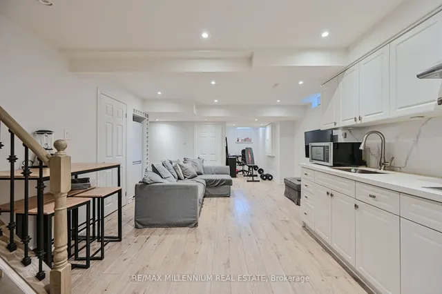 Additional image 37 of 27 Vista Green Cres