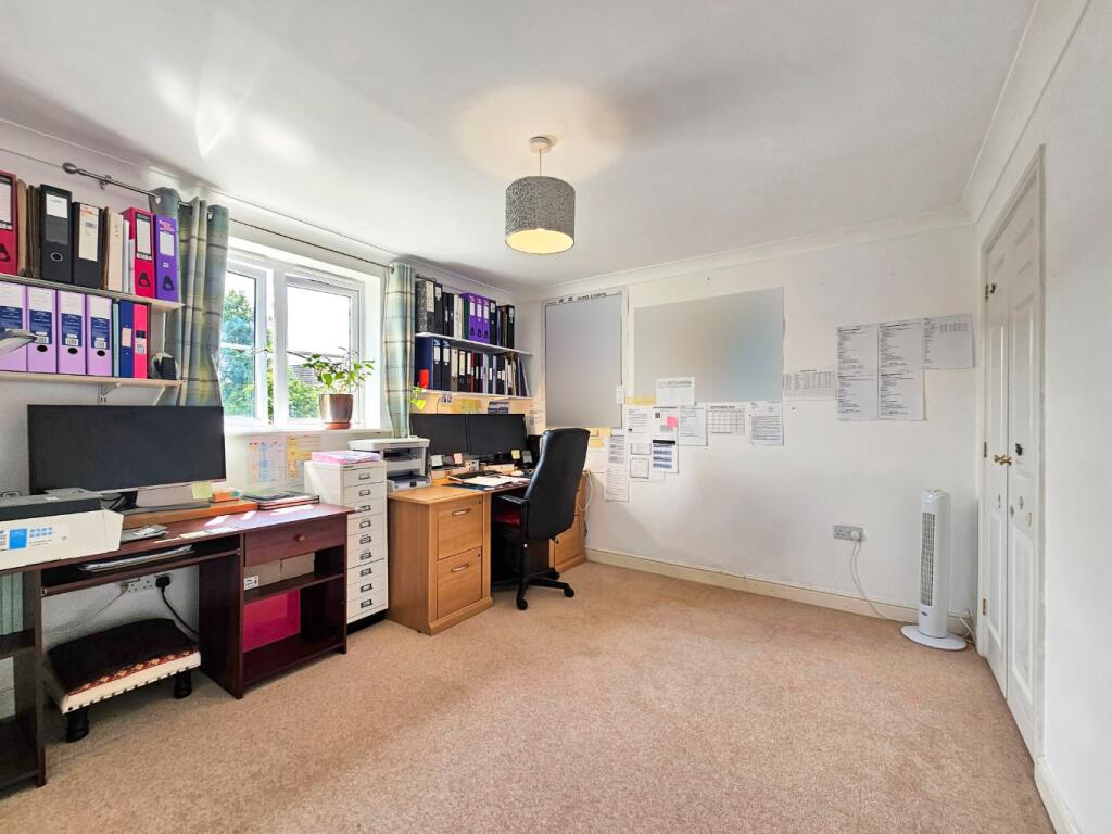 Additional image 11 of Grafton Drive, Highfields Caldecote