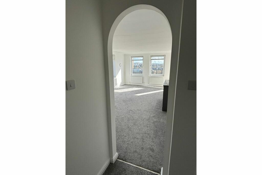 Additional image 25 of Grand Avenue, Hove, BN3