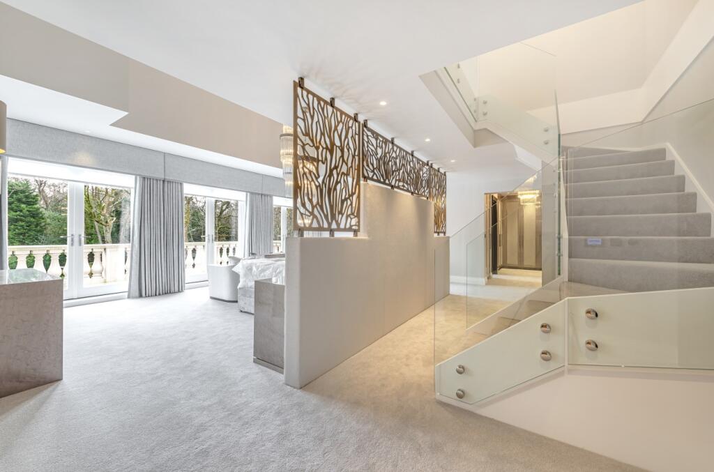 Additional image 27 of Holwood Park Avenue, Keston Park, Locksbottom