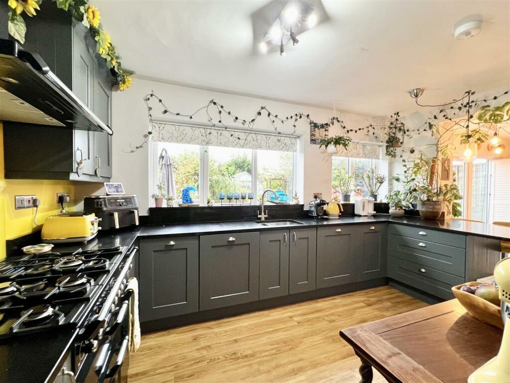 Additional image 31 of Kelwood Drive, Halesowen