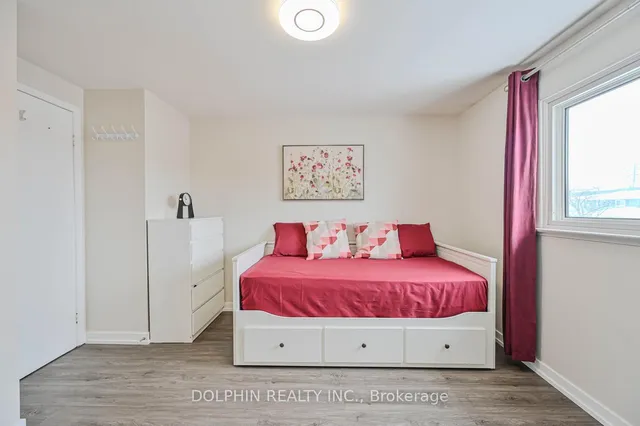 Additional image 34 of 6 Village Crt