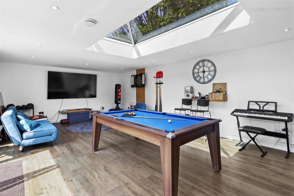 Additional image 30 of Stuart Avenue, Eastbourne