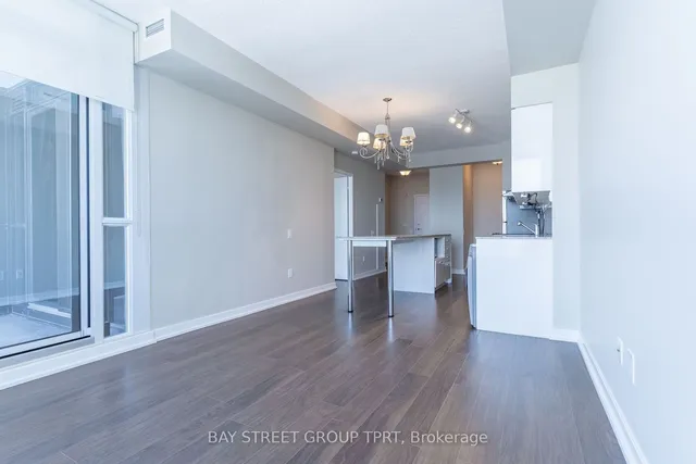 Additional image 13 of 33 Singer Crt Unit 2703