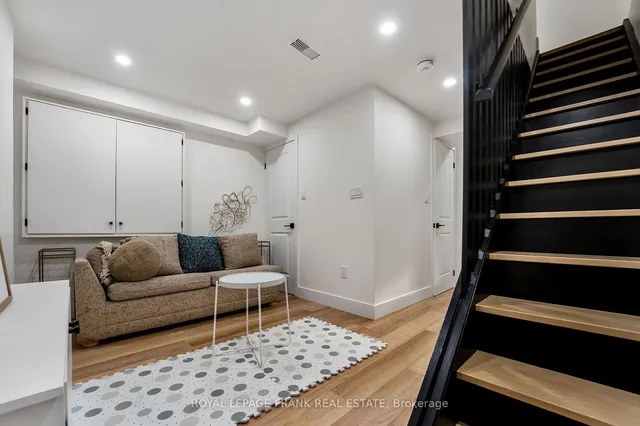 Additional image 13 of 70 Wiltshire Ave