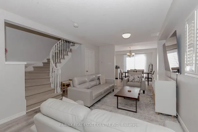 Additional image 10 of 1780 Lampman Ave