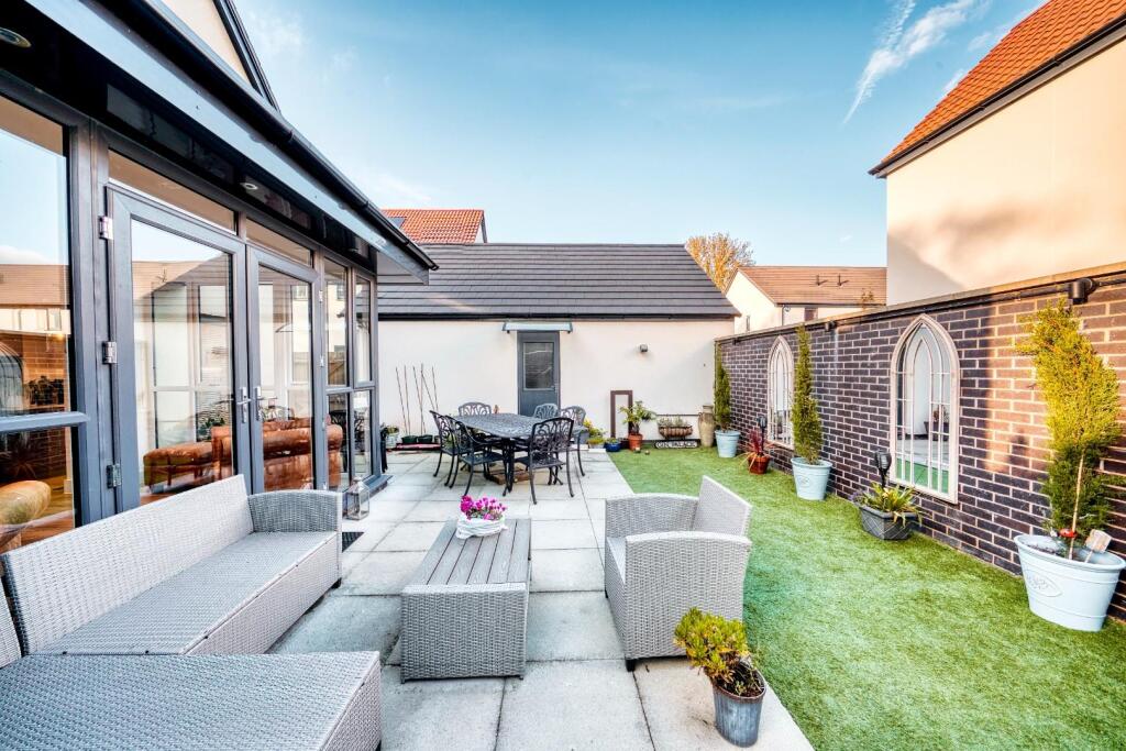 Additional image 12 of Executive four bedroom home on highly popular Court de Wyck development in Claverham