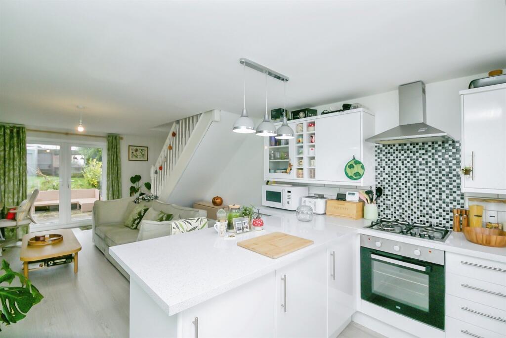 Additional image 3 of Picton Road, Rhoose, Barry