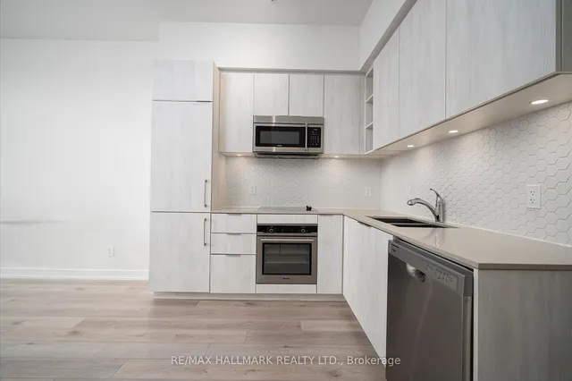 Additional image 15 of 50 Ordnance St Unit 323