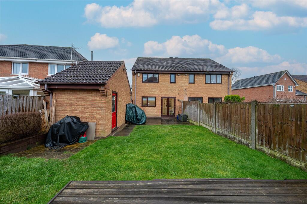 Additional image 24 of Harwood Drive, Dosthill, Tamworth, Staffordshire, B77