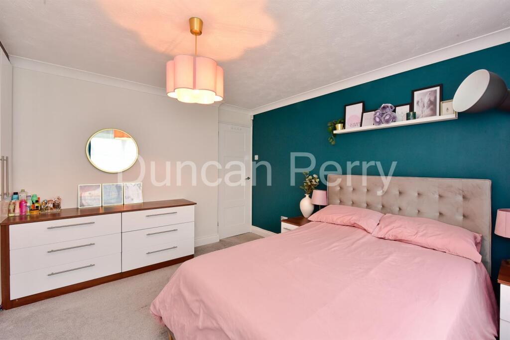 Additional image 11 of Dixons Hill Road, Welham Green