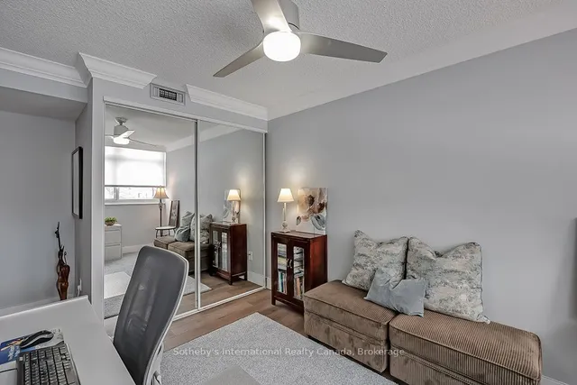 Additional image 33 of 1359 White Oaks Blvd Unit 103