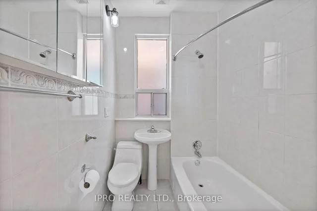 Additional image 25 of 15 Macdonell Ave