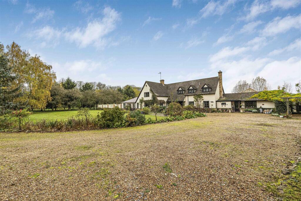 Additional image 27 of The Avenue, Madingley