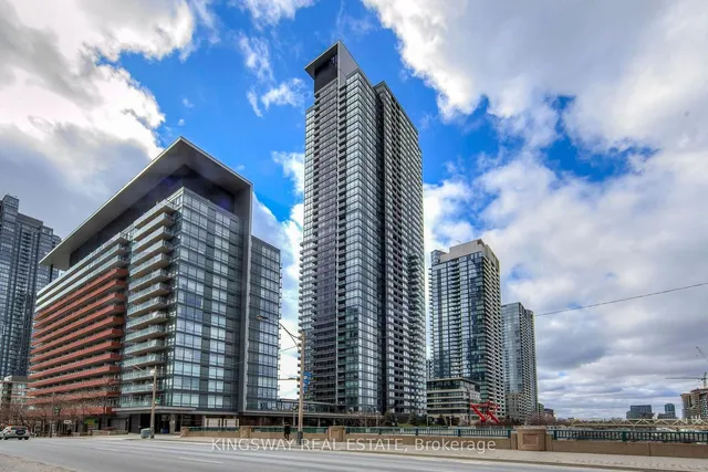 25 Telegram Mews Unit 303