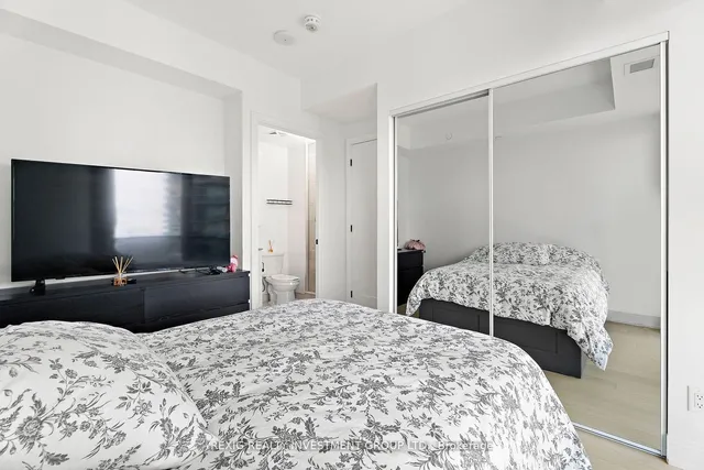 Additional image 18 of 70 Annie Craig Dr Unit 4007