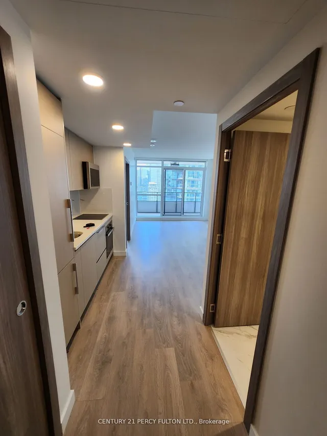 Additional image 17 of 38 Widmer St Unit 4205