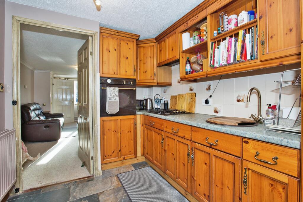 Additional image 14 of Eileen Close, STREET, Somerset, BA16