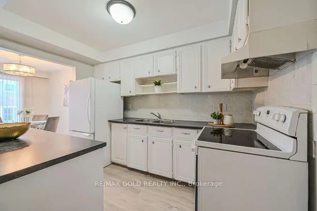 Additional image 14 of 12 Rusthall Way