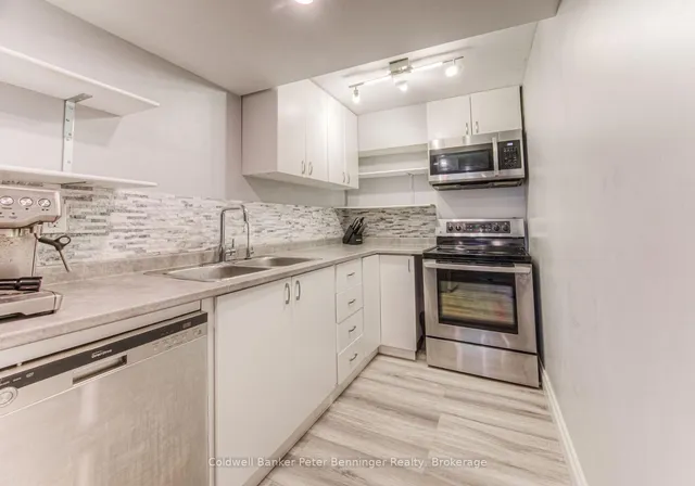 Additional image 31 of 955 Bianca Crt