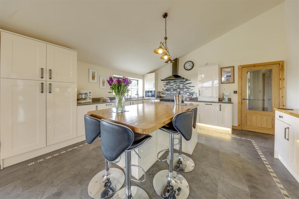 Additional image 21 of Gincroft Lane, Edenfield, Ramsbottom, Bury