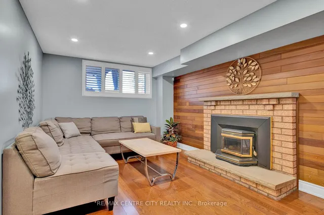 Additional image 22 of 3129 Sandcliffe Crt