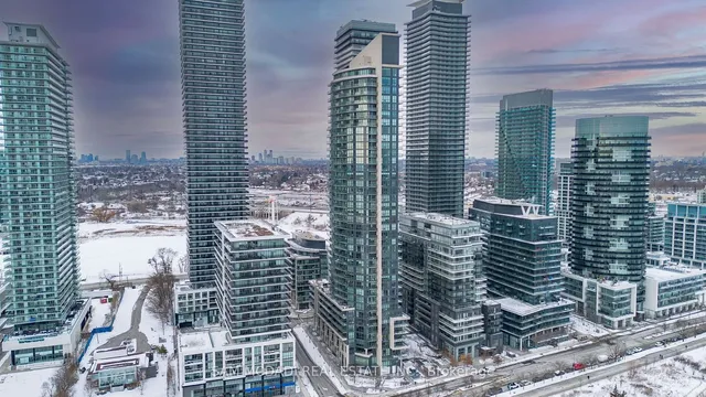 Additional image 23 of 59 Annie Craig Dr Unit 306