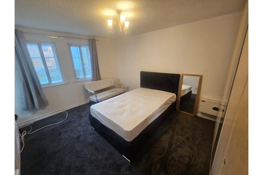 Additional image 3 of Goldstar Way, Lea Hall, Birmingham, B33