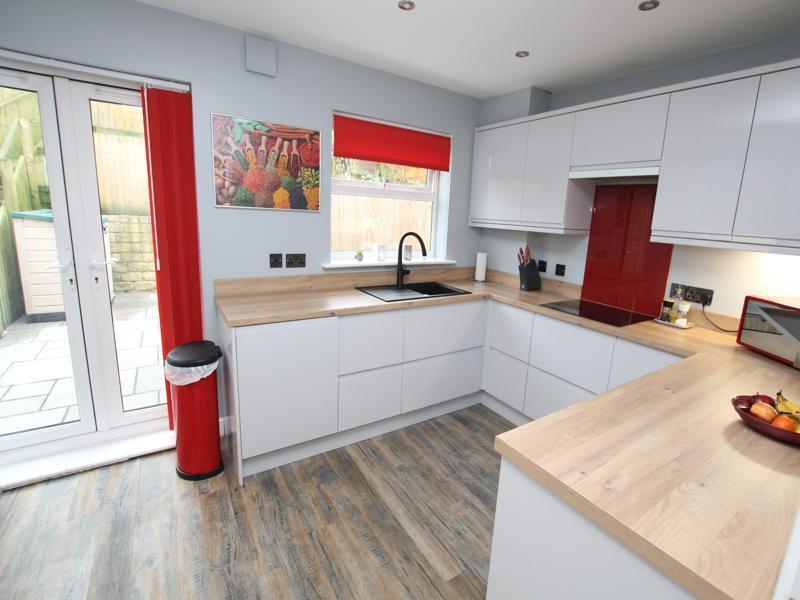 Additional image 3 of Far Highfield Close, Idle