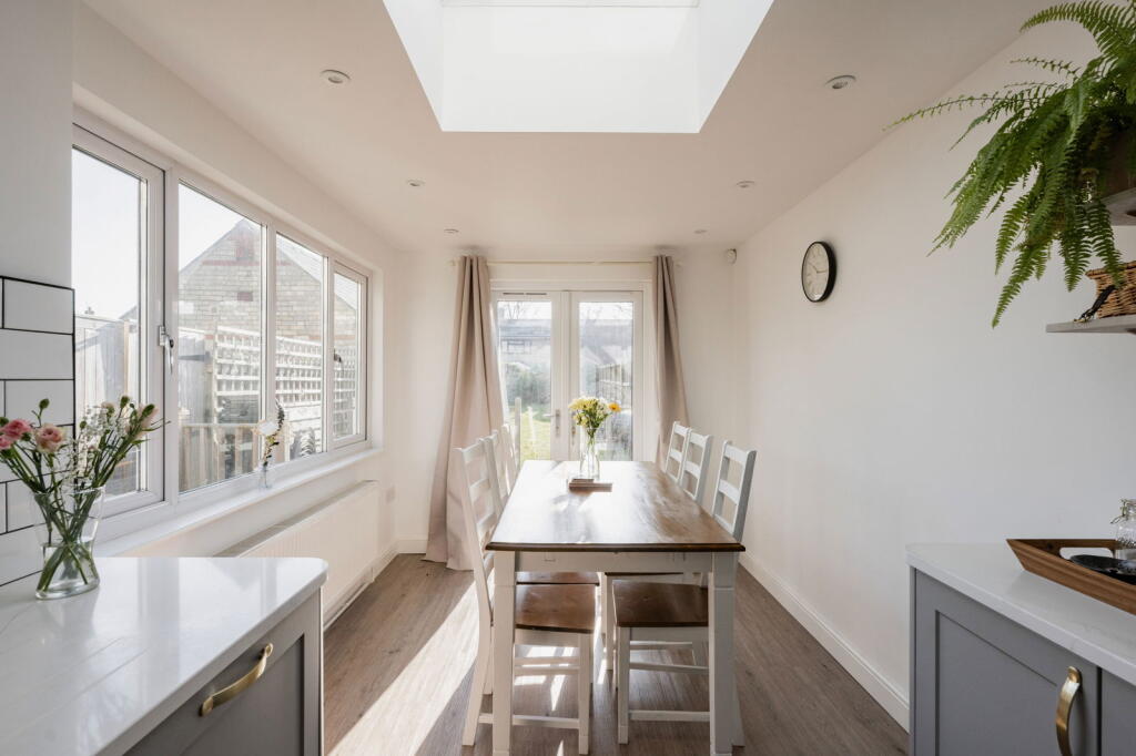 Additional image 4 of St. Philips Road, Newmarket, CB8