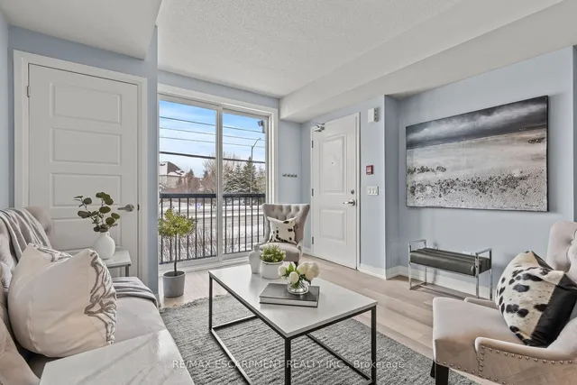 Additional image 10 of 1200 Main St Unit 102