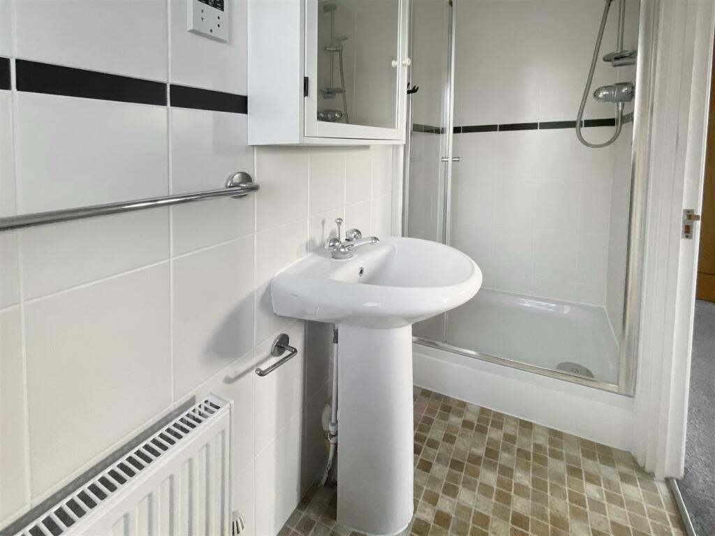 Additional image 8 of The Poplars, Littlehampton