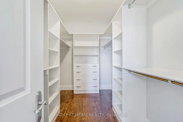 Additional image 40 of 1 Geranium Crt