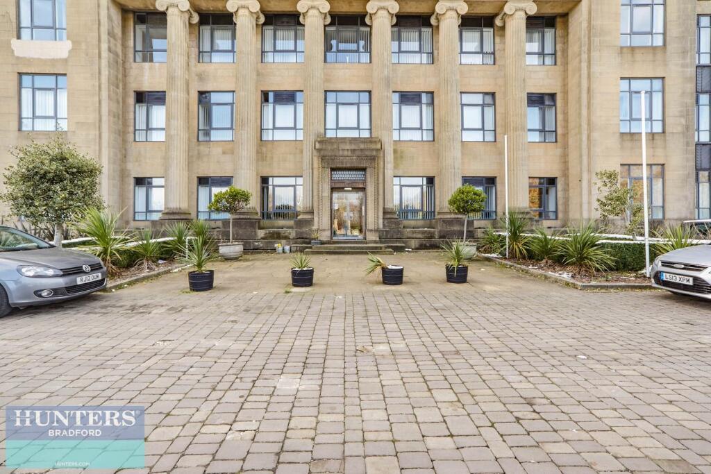 Additional image 17 of Card House, Bingley Road, Bradford BD9 6FF