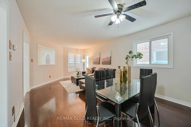 Primary image of 27 Buttercup Lane