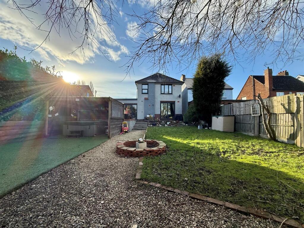 Additional image 32 of Woodland Road, Halesowen
