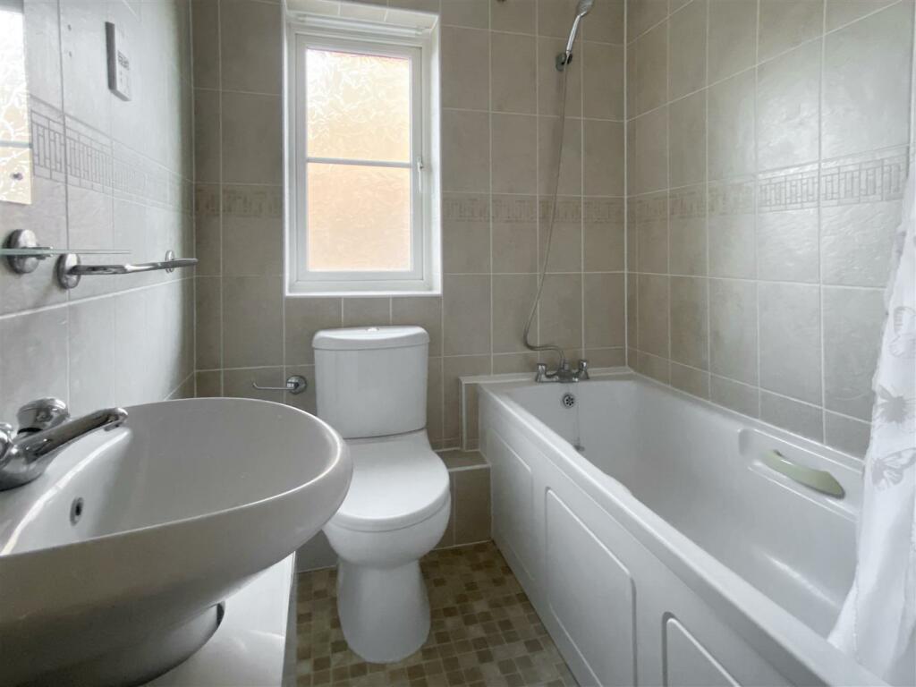 Additional image 12 of The Poplars, Littlehampton