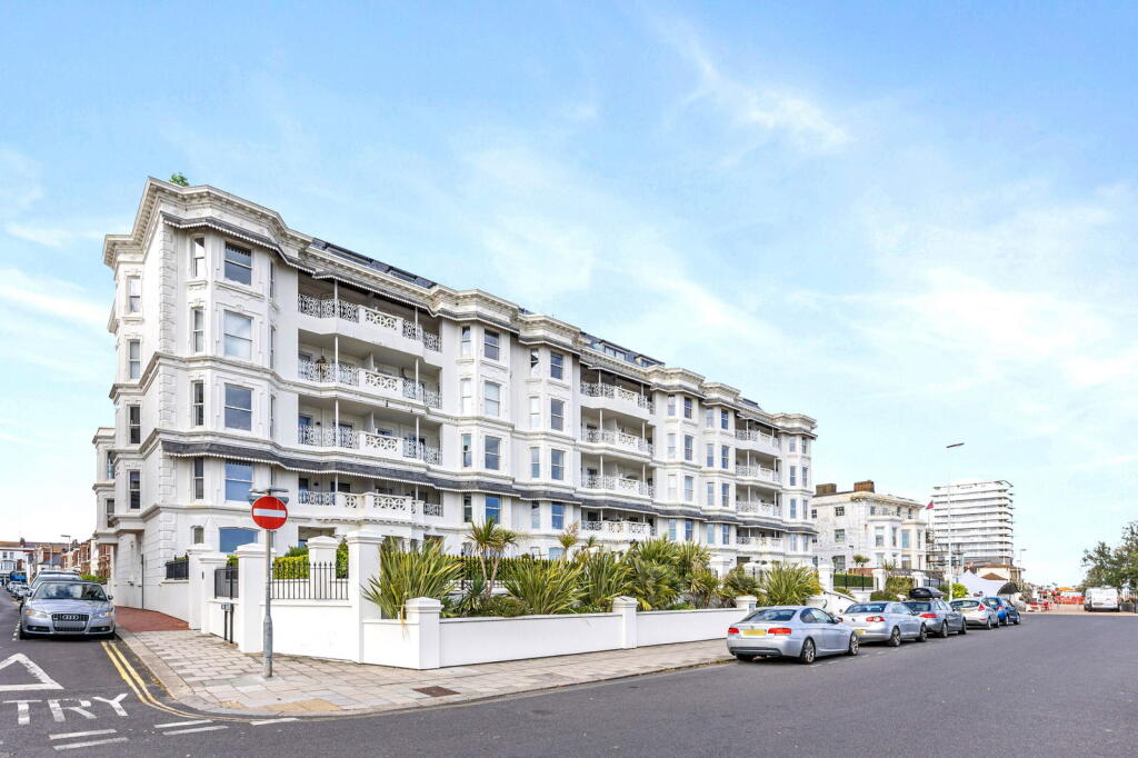 Marine Parade, Worthing, BN11 3FE