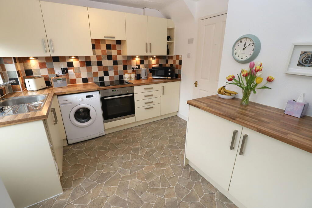 Additional image 6 of Winmarleigh Close, Bury, BL8 2TA