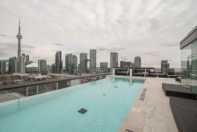 Additional image 38 of 55 Stewart St Unit 823