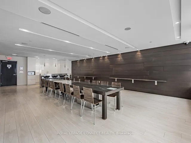 Additional image 32 of 170 Sumach St Unit 518