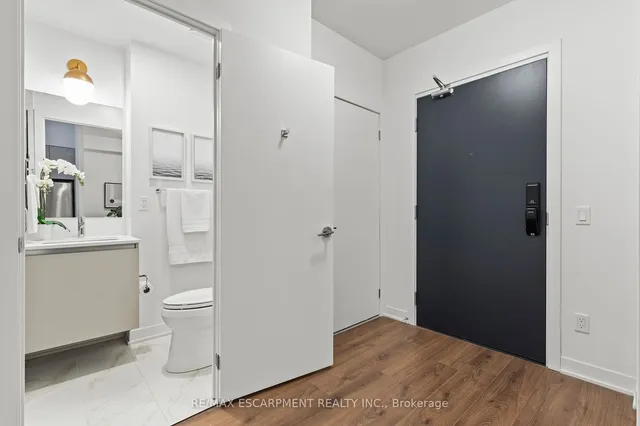 Additional image 6 of 405 Dundas St Unit 316