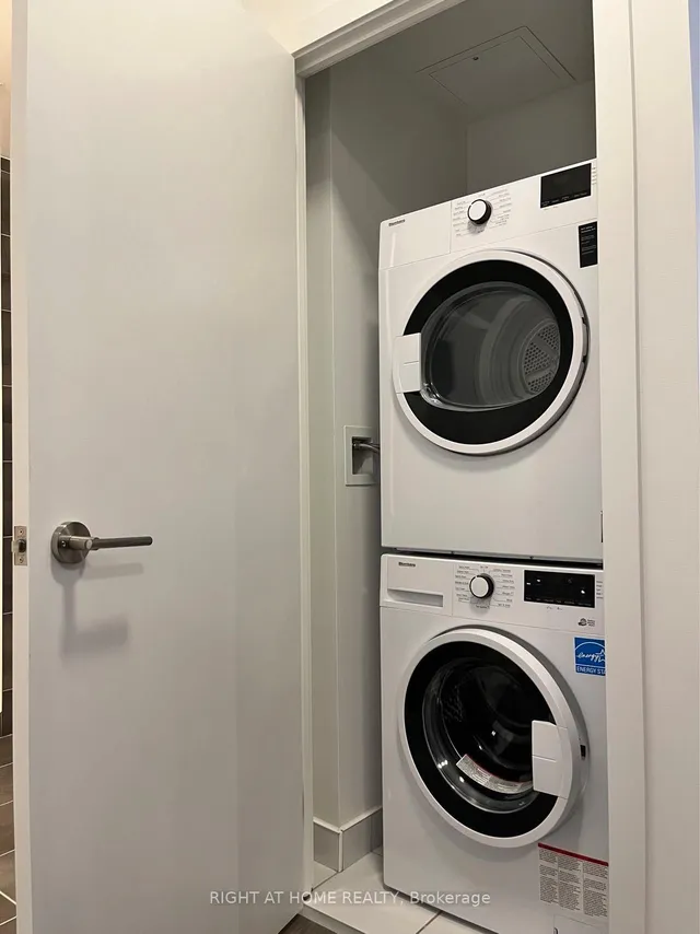 Additional image 13 of 32 Forest Manor Rd Unit 1503