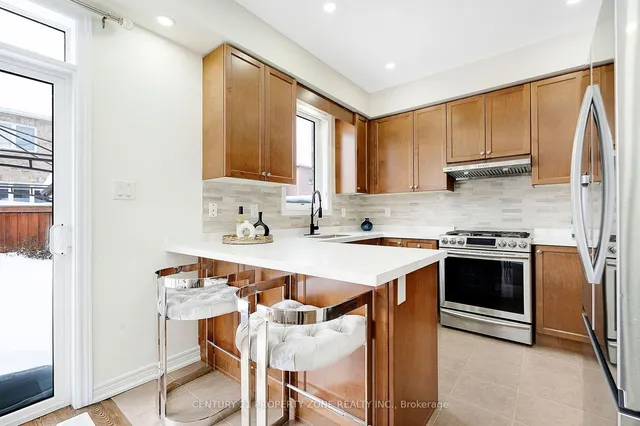 Additional image 17 of 60 Swanton Rd