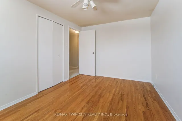 Additional image 10 of 122 FOREST GLEN Cres