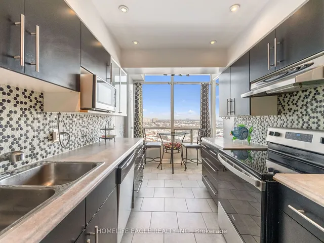 Additional image 10 of 1131 Steeles Ave Unit PH212