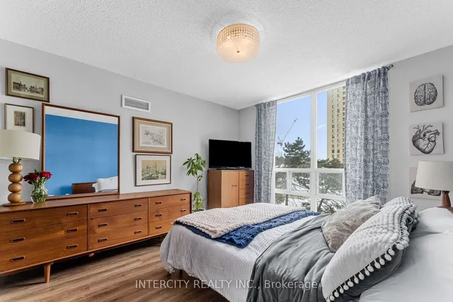 Additional image 7 of 17 Michael Power Pl Unit 413