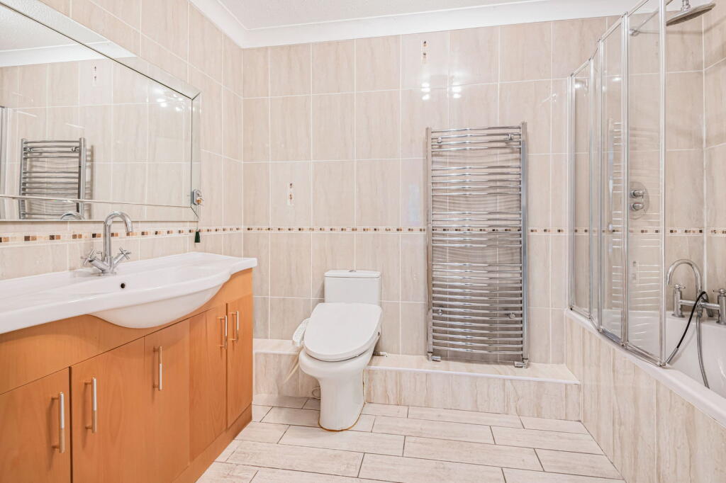 Additional image 3 of Oakham Drive, Bromley, BR2